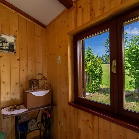 Kuca Za Odmor Feniks 3 Horská chata Ravna Gora