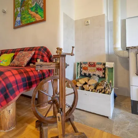 Chalet Kuca Za Odmor Feniks 3