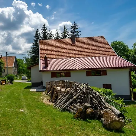 Kuca Za Odmor Feniks 3 Horská chata Ravna Gora