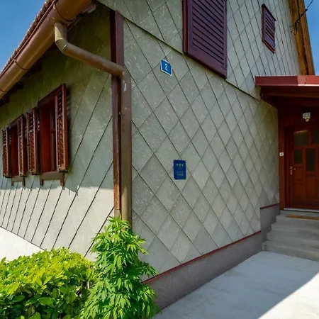 Kuca Za Odmor Feniks 3 * 라브나 고라
